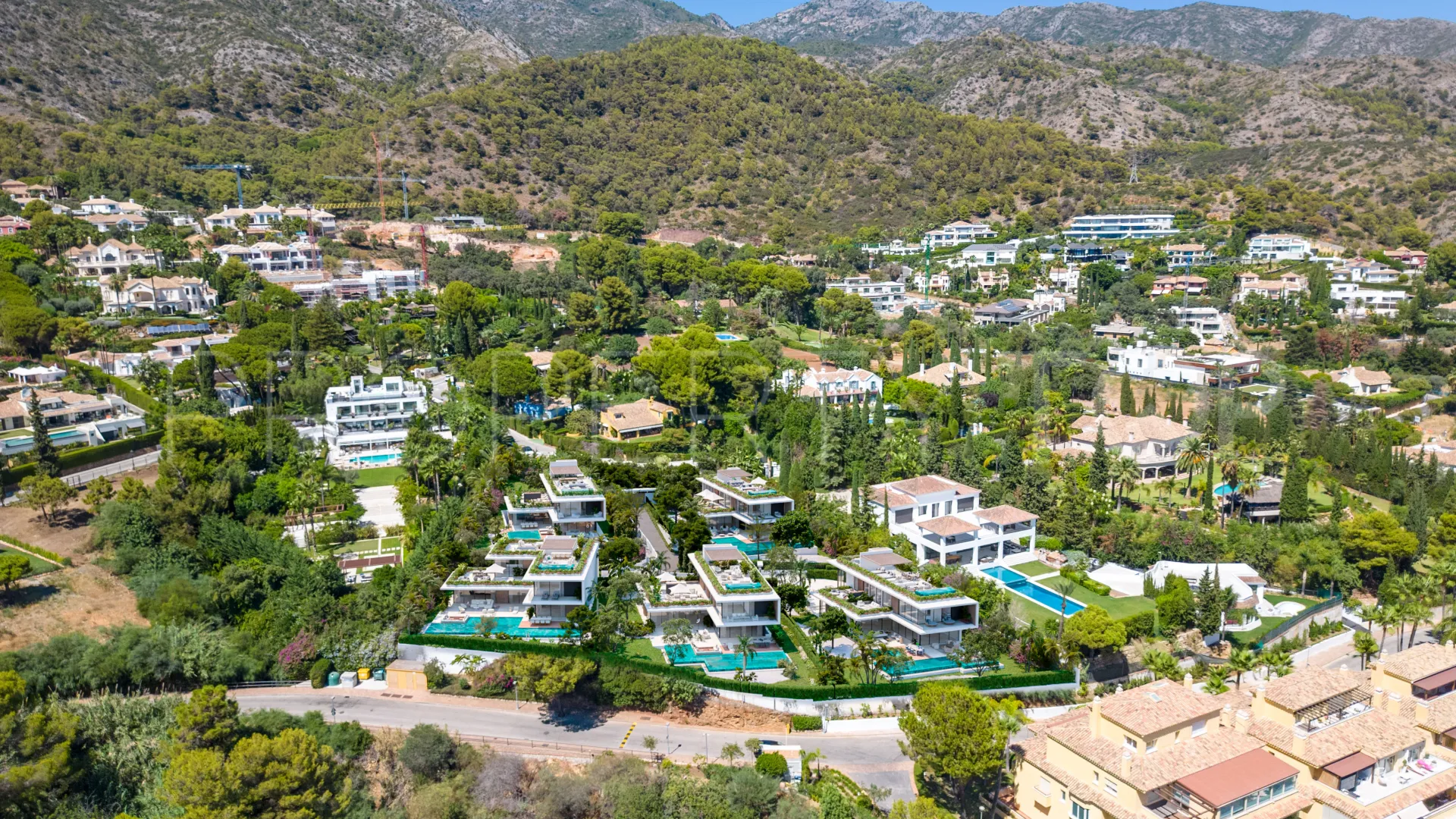 Comprar villa en Cascada de Camojan de 4 dormitorios