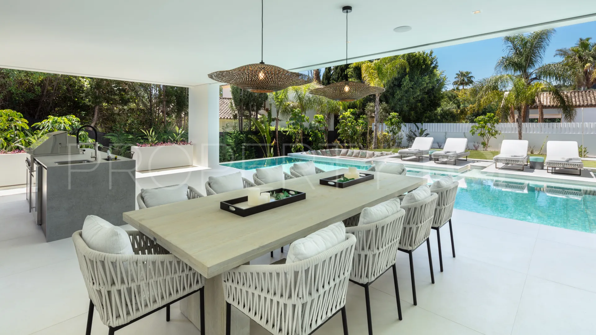 Las Brisas, villa en venta