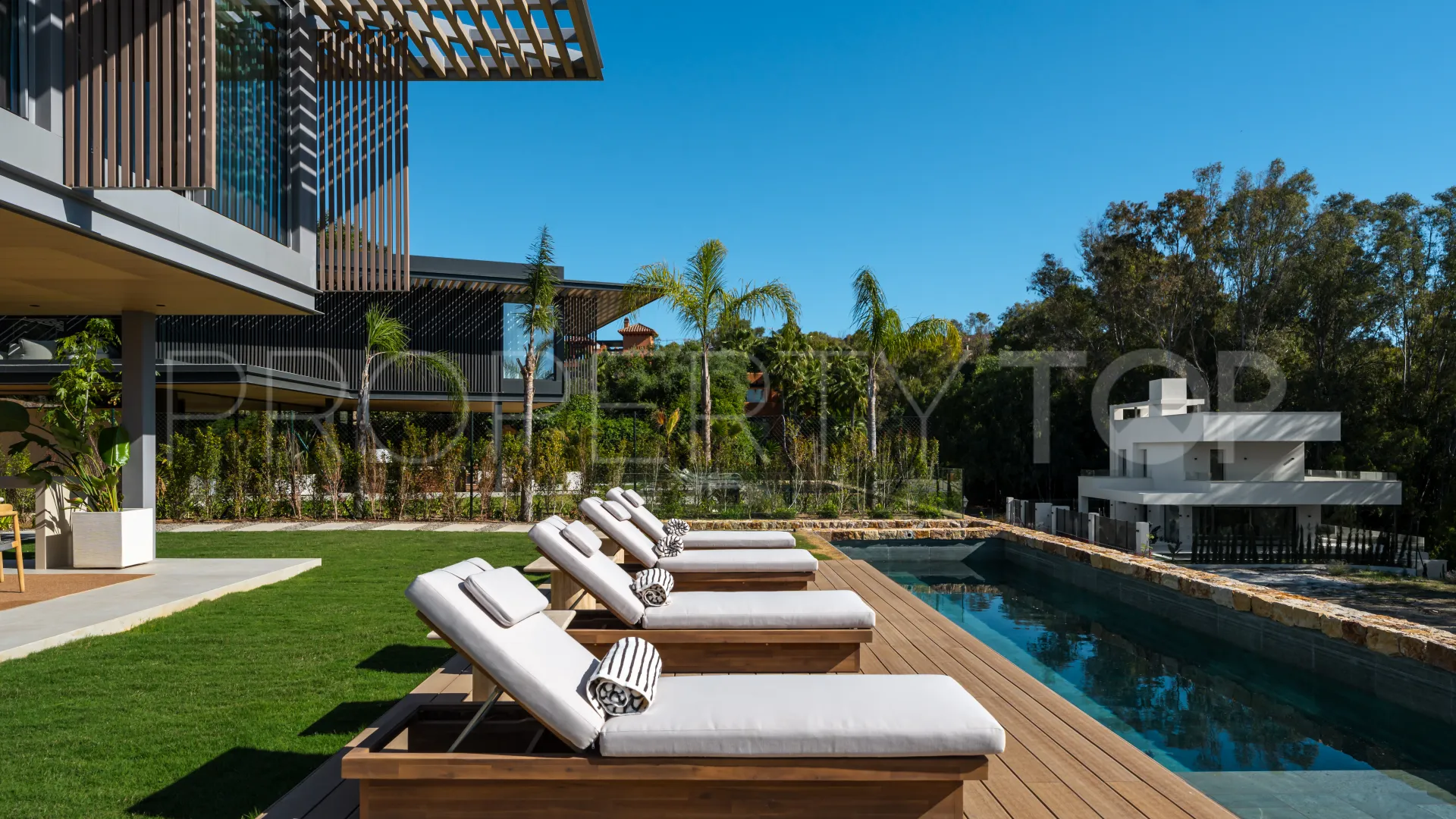 Se vende villa en La Cerquilla de 4 dormitorios