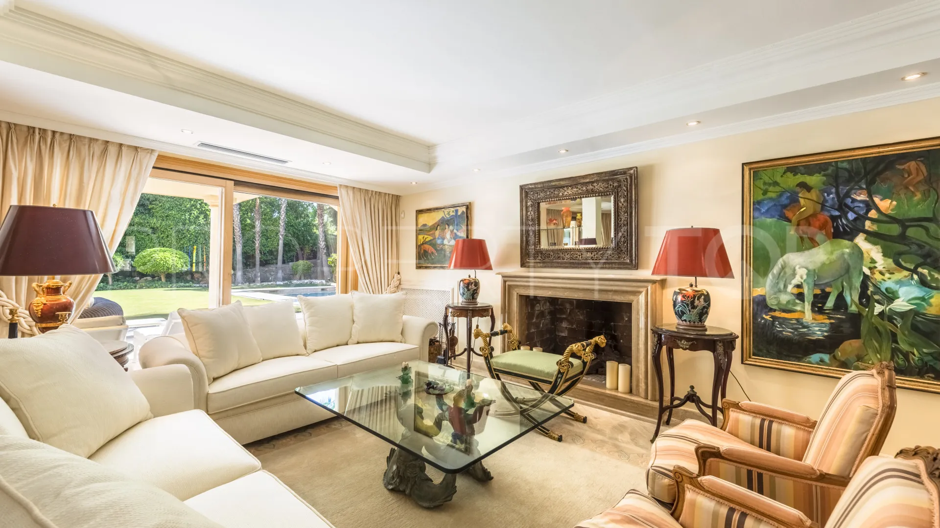 Nueva Andalucia, villa de 4 dormitorios en venta