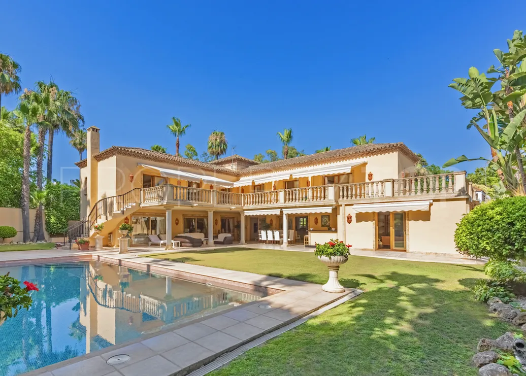 Nueva Andalucia, villa de 4 dormitorios en venta