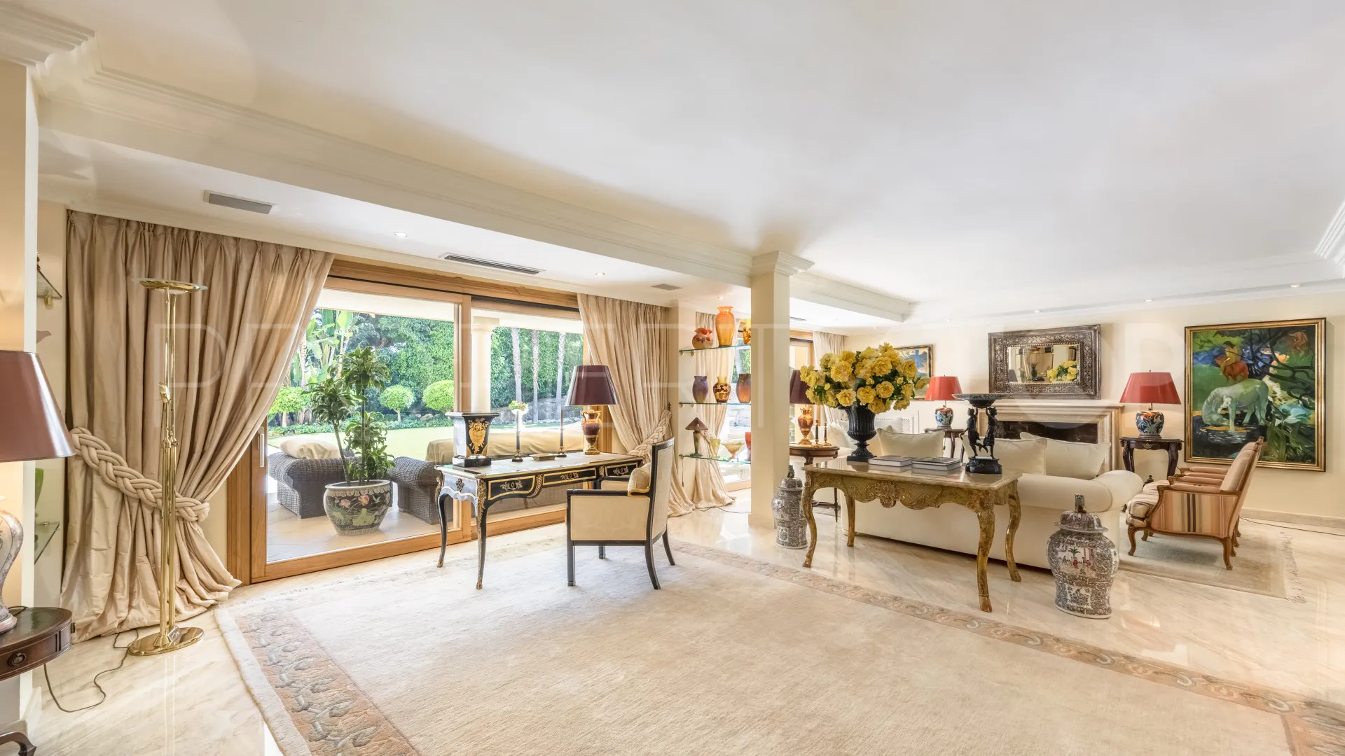 Nueva Andalucia, villa de 4 dormitorios en venta