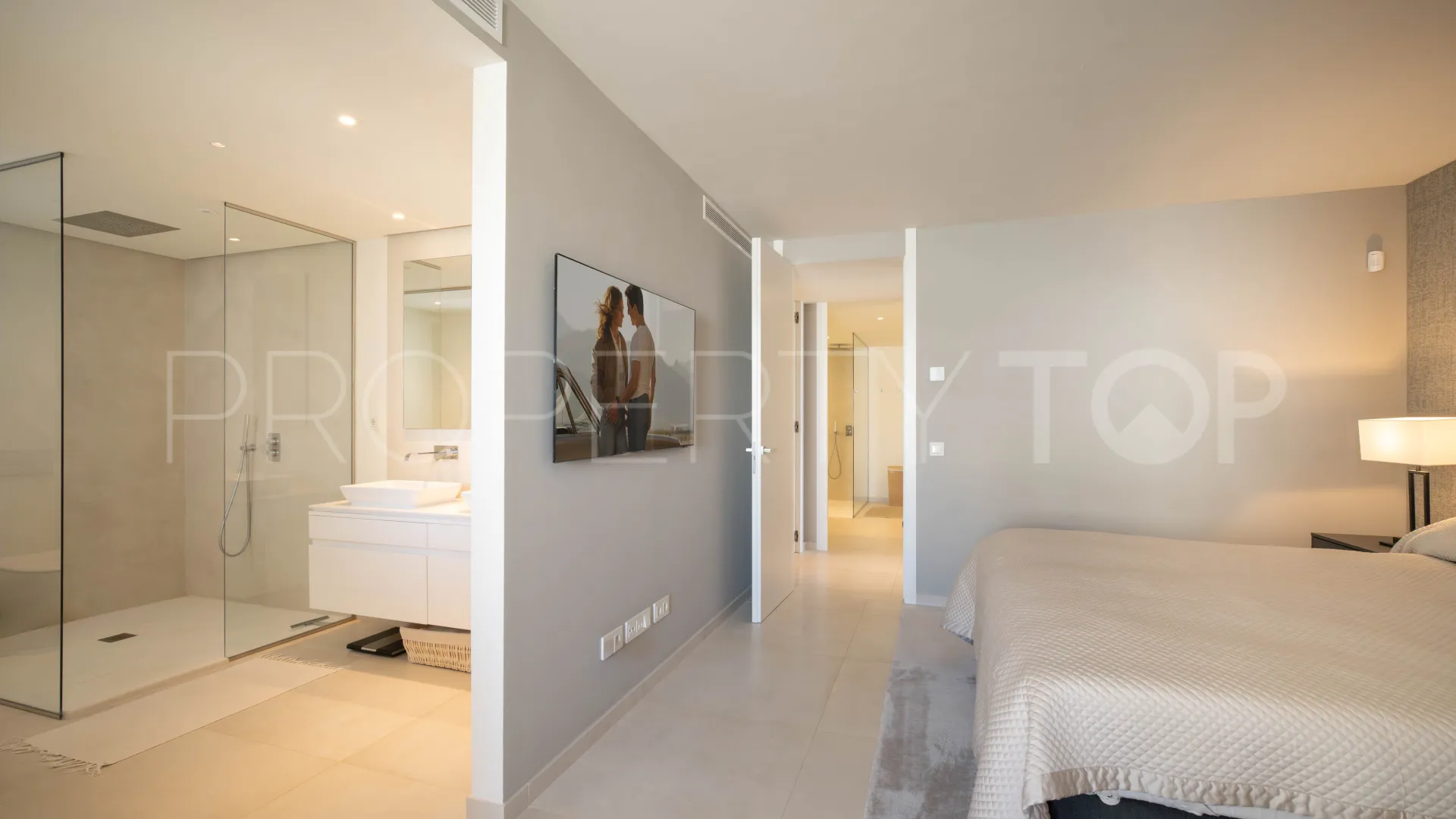 Ground floor apartment with 3 bedrooms for sale in 9 Lions Residences