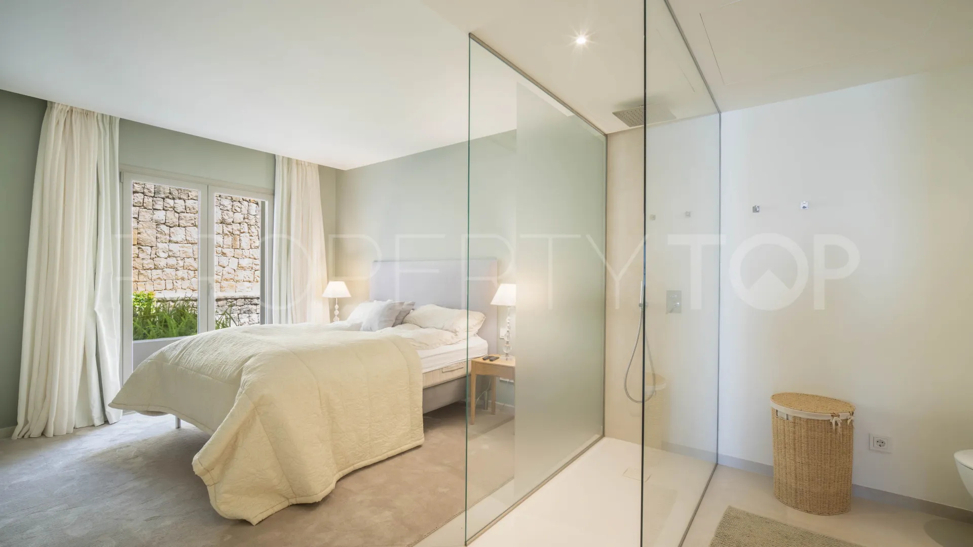 Ground floor apartment with 3 bedrooms for sale in 9 Lions Residences
