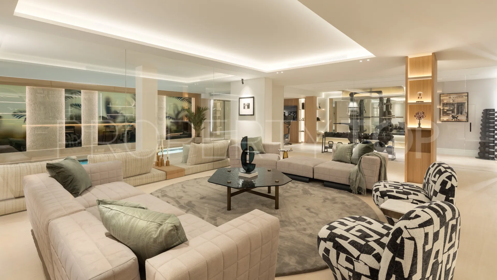 Villa for sale in Altos Reales