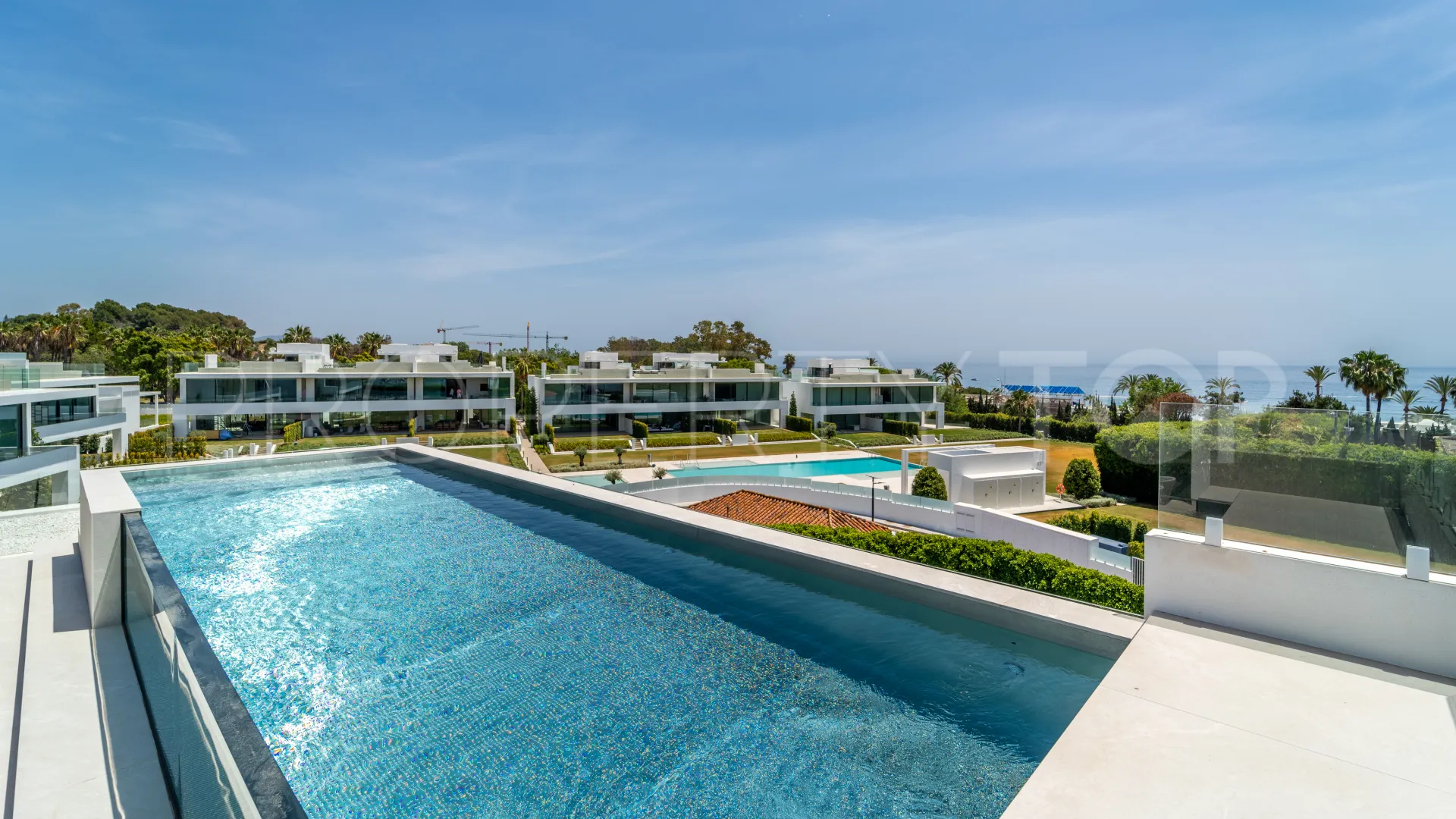For sale Marbella Golden Mile villa with 5 bedrooms