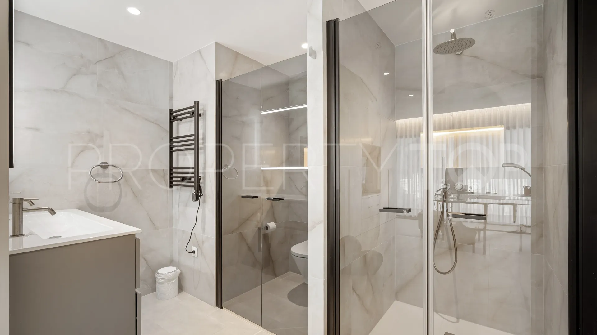 Apartamento a la venta con 3 dormitorios en Marbella Ciudad