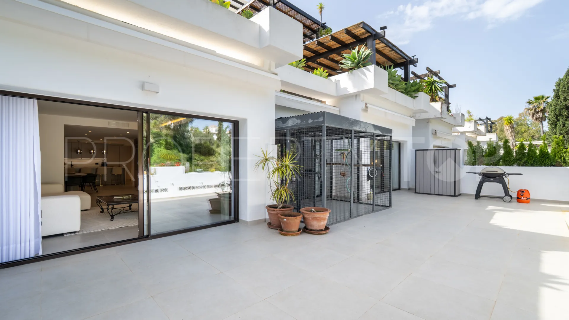 Apartamento a la venta con 3 dormitorios en Marbella Ciudad
