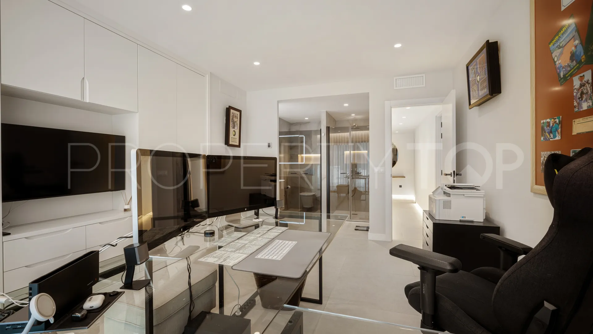 Apartamento a la venta con 3 dormitorios en Marbella Ciudad