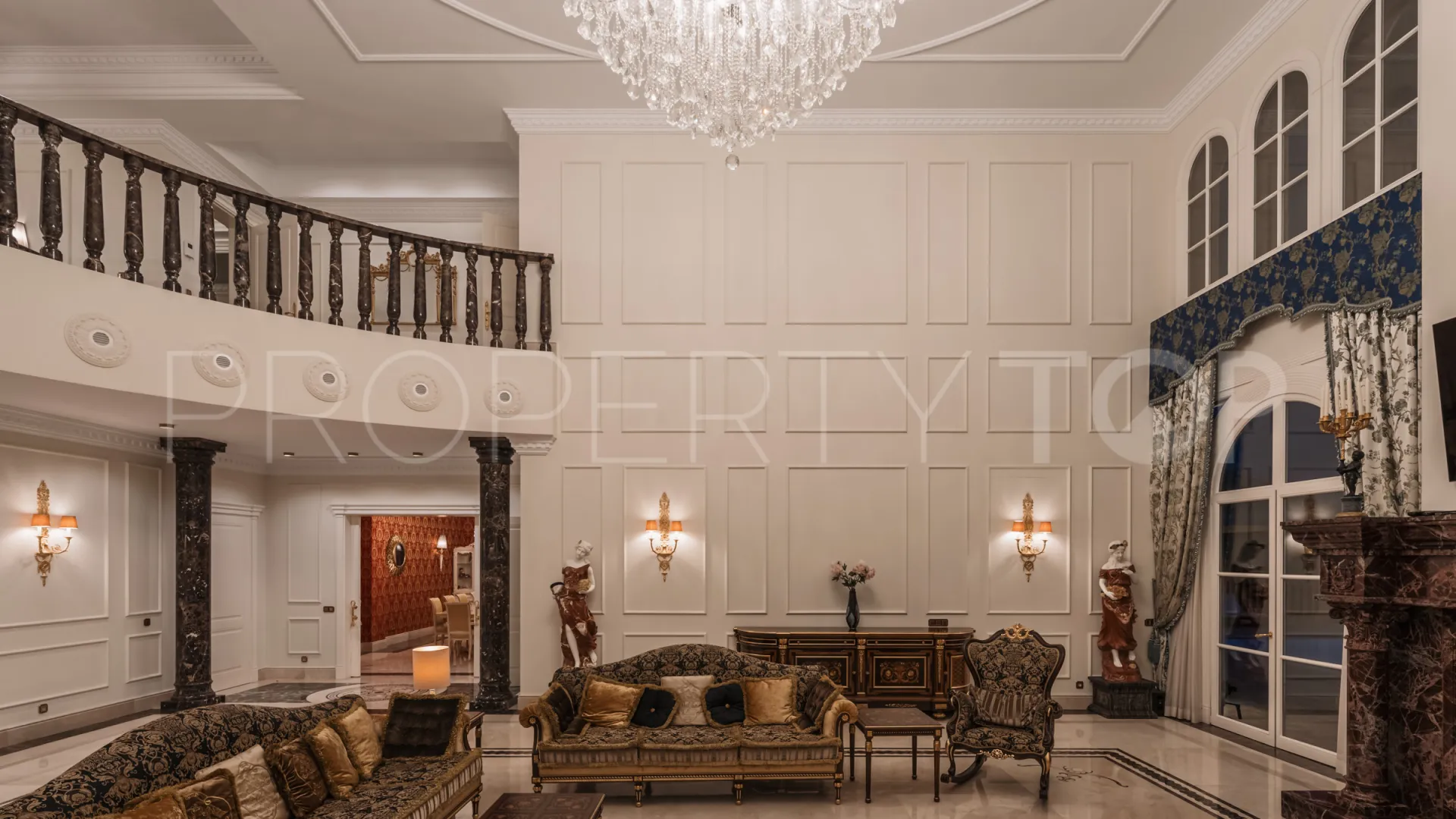 7 bedrooms villa in Sierra Blanca for sale