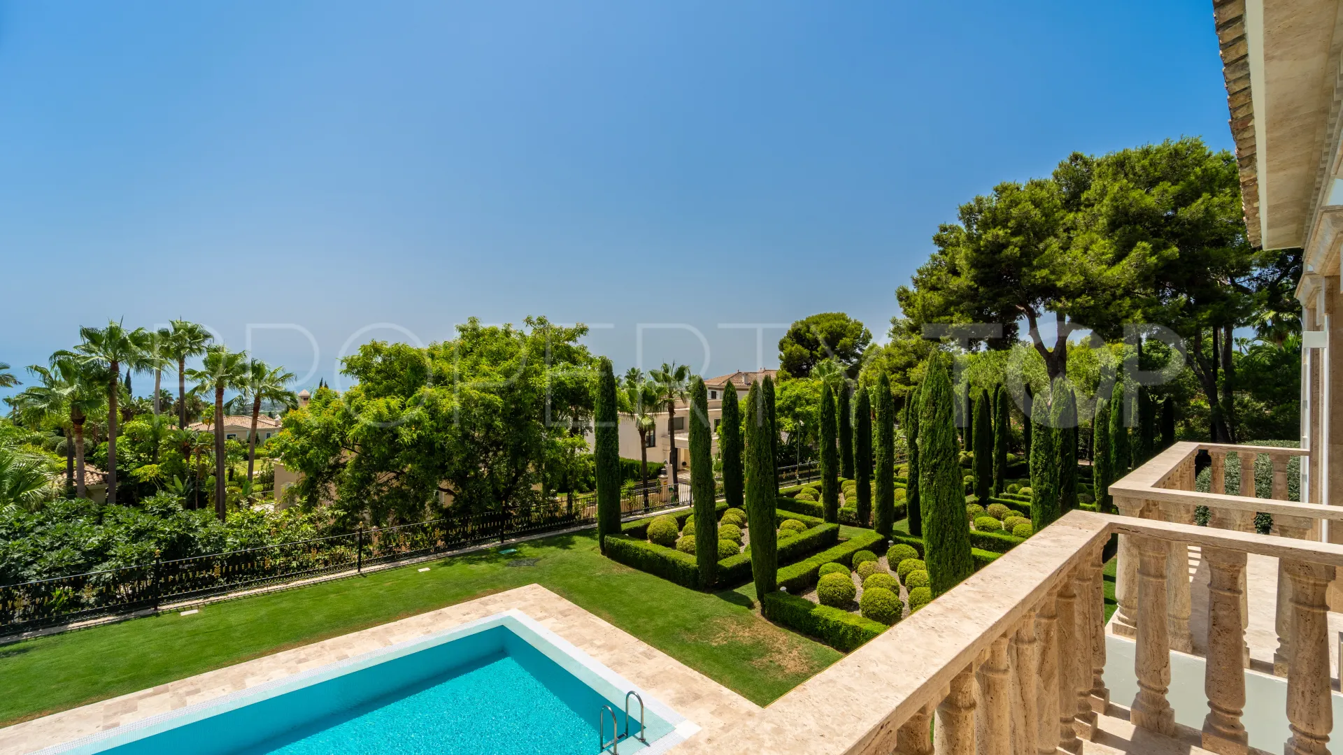 7 bedrooms villa for sale in Sierra Blanca