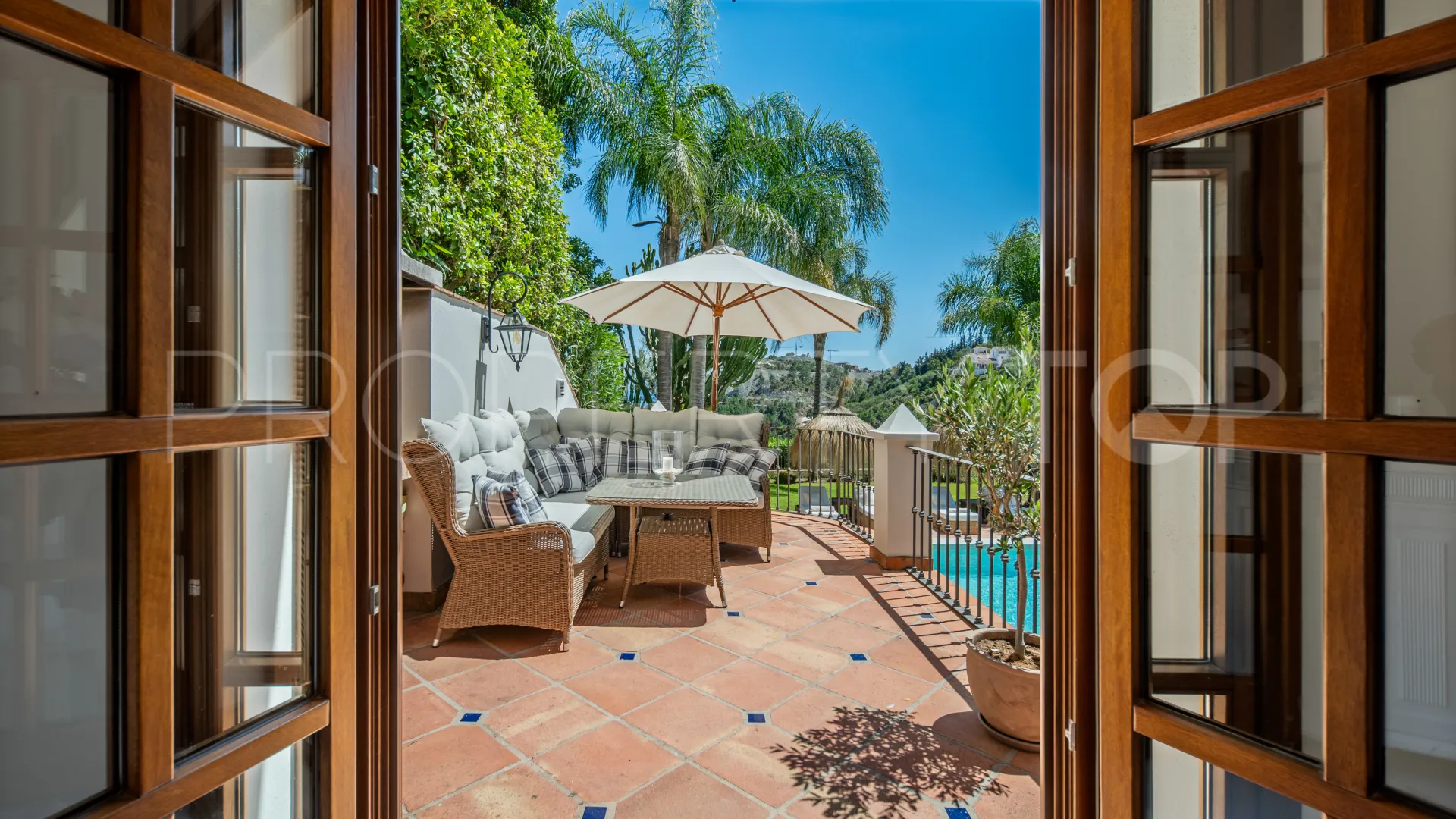 Comprar villa en El Madroñal