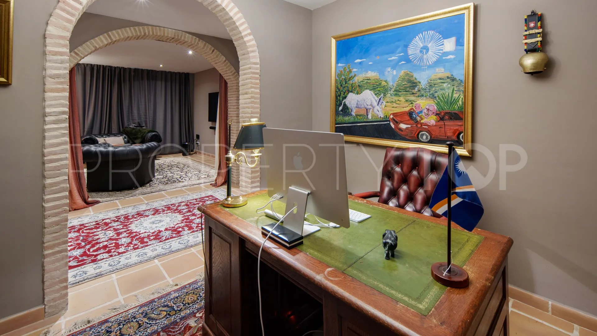 For sale villa with 5 bedrooms in Haza del Conde