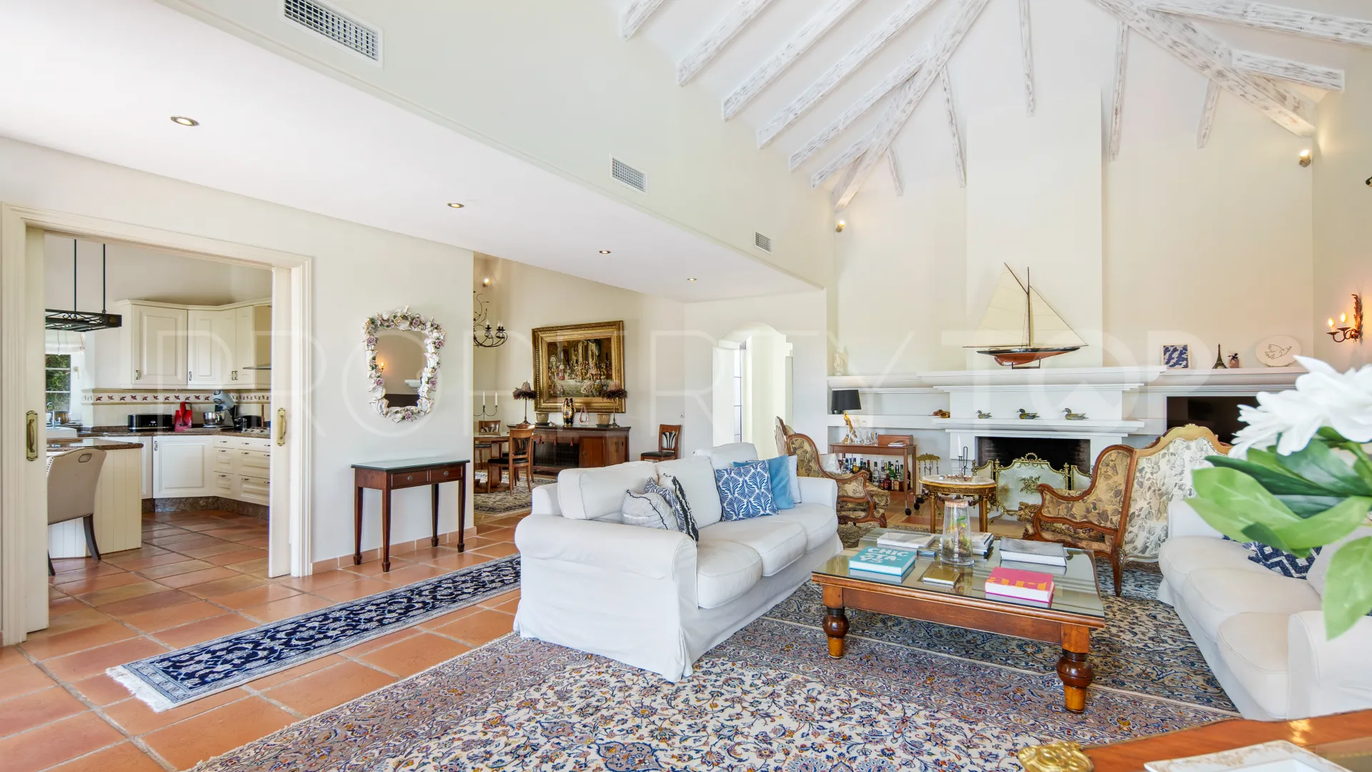 For sale villa with 5 bedrooms in Haza del Conde