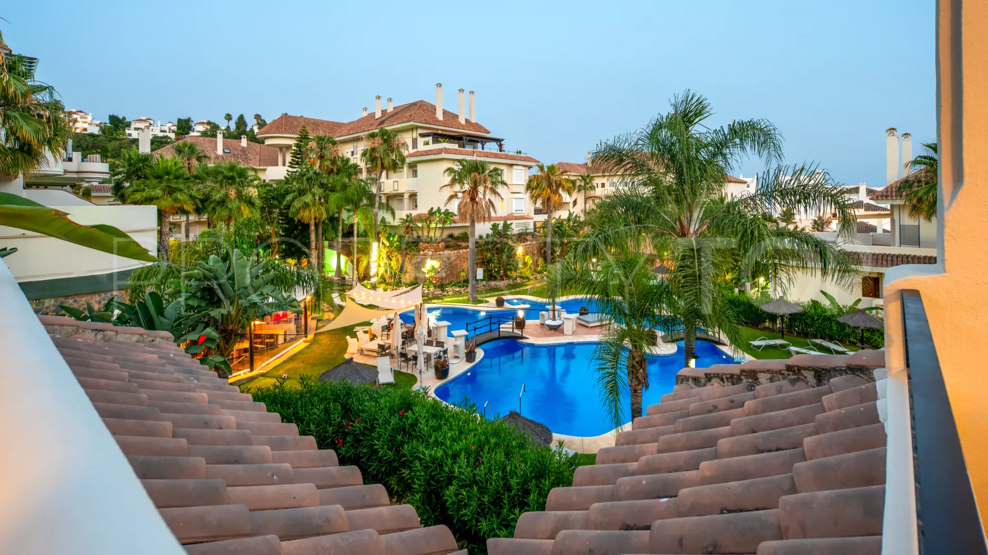 Aloha Hill Club, atico duplex a la venta