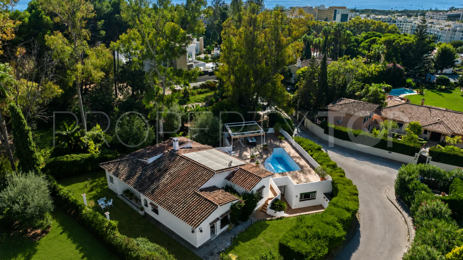 Comprar villa en La Merced de 4 dormitorios