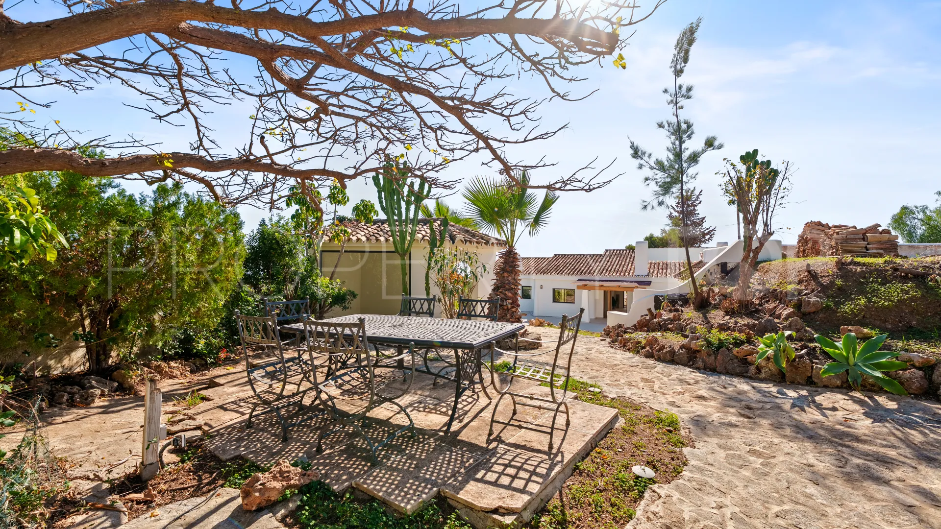 El Rosario villa for sale