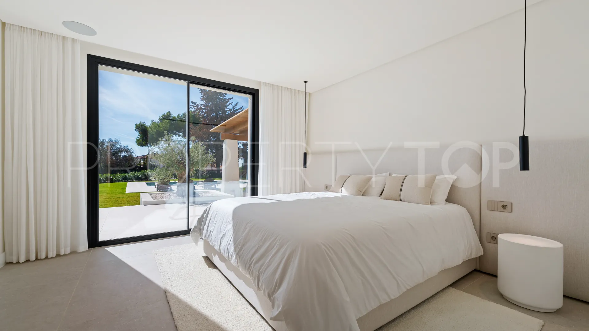 El Rosario villa for sale