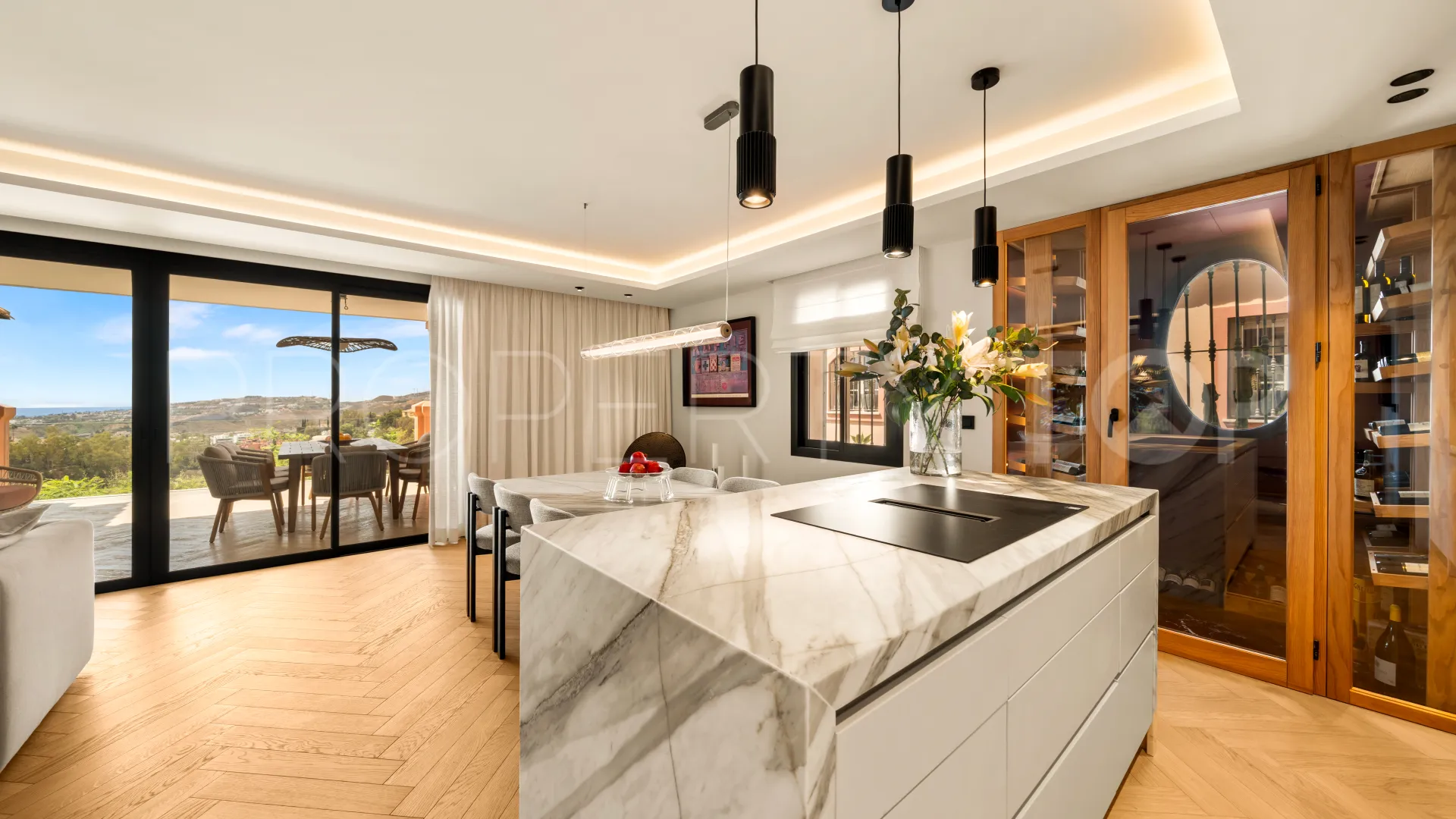 4 bedrooms apartment for sale in Monte Halcones