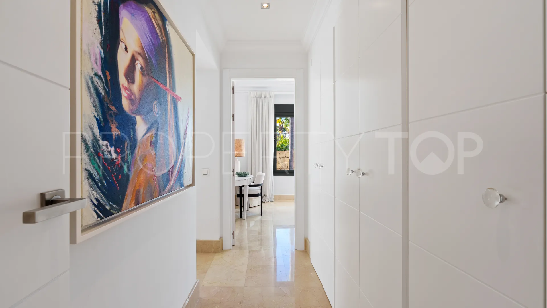 Villa with 4 bedrooms for sale in Nueva Andalucia