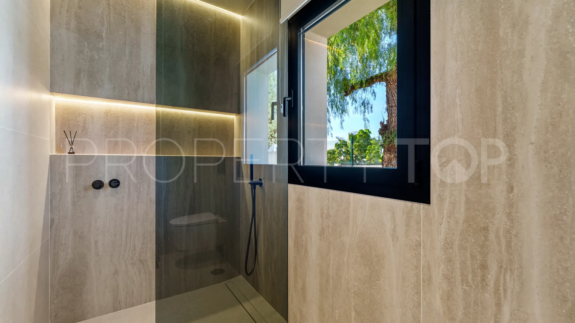 Se vende villa en Marbella Este