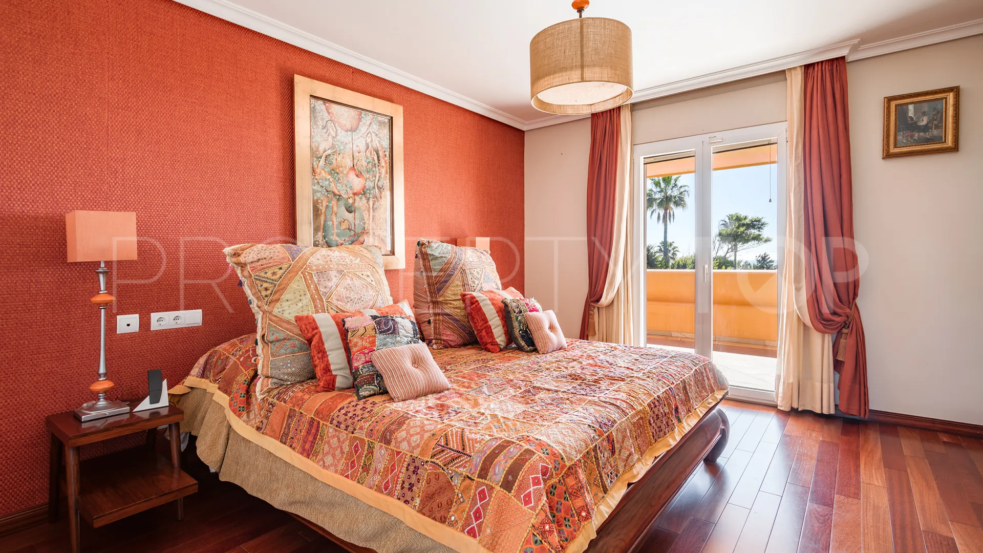 Villa en venta en Hacienda Beach con 8 dormitorios