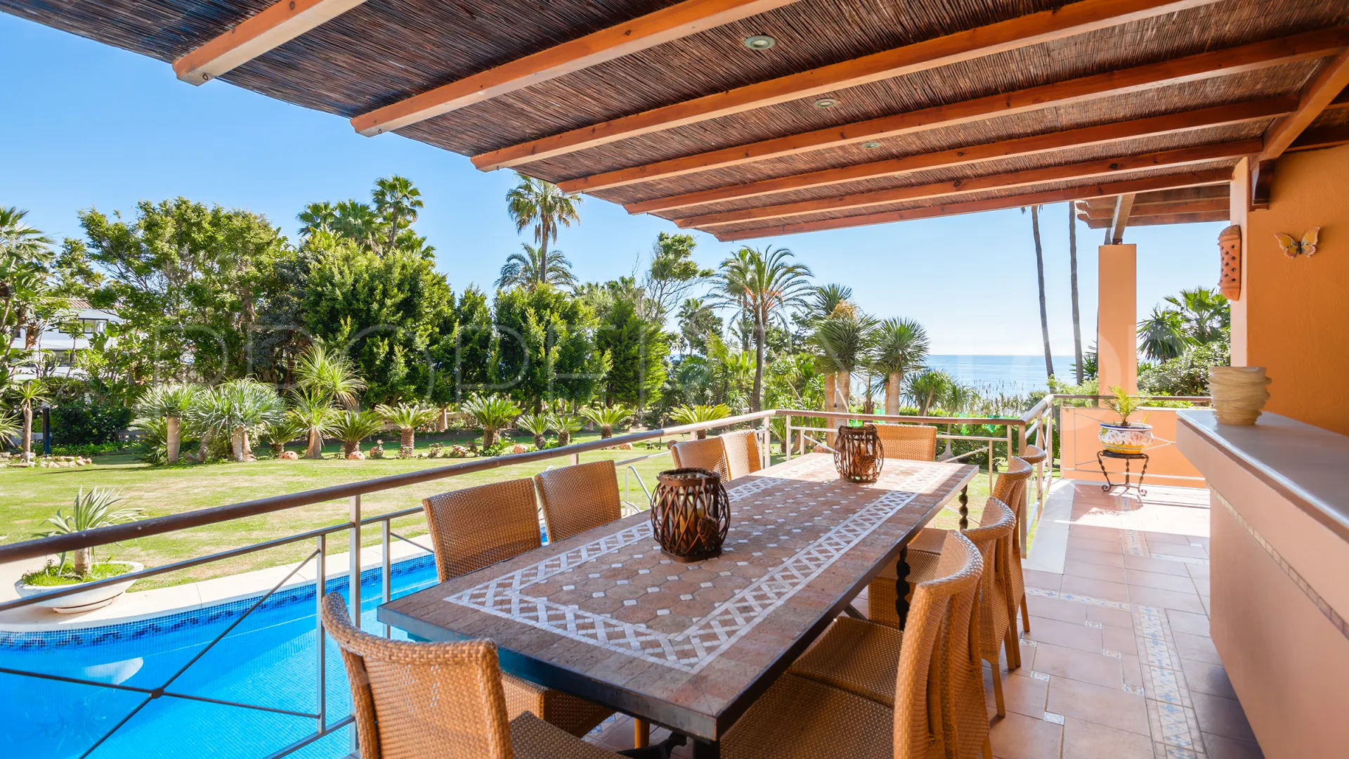 Villa en venta en Hacienda Beach con 8 dormitorios