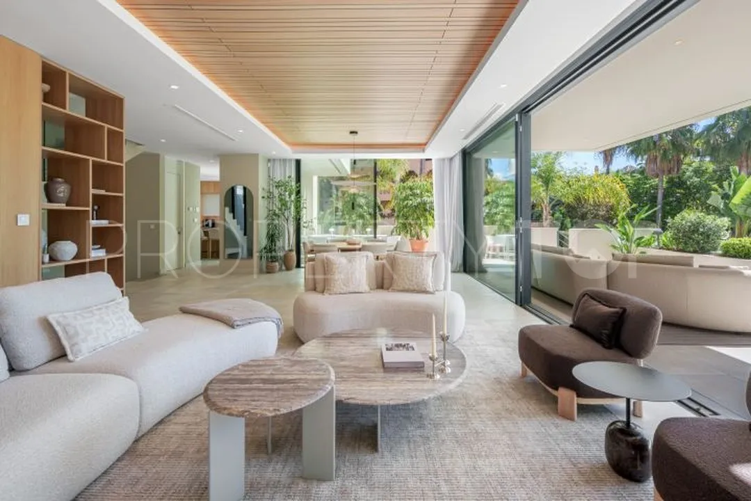 El Campanario, villa en venta con 4 dormitorios