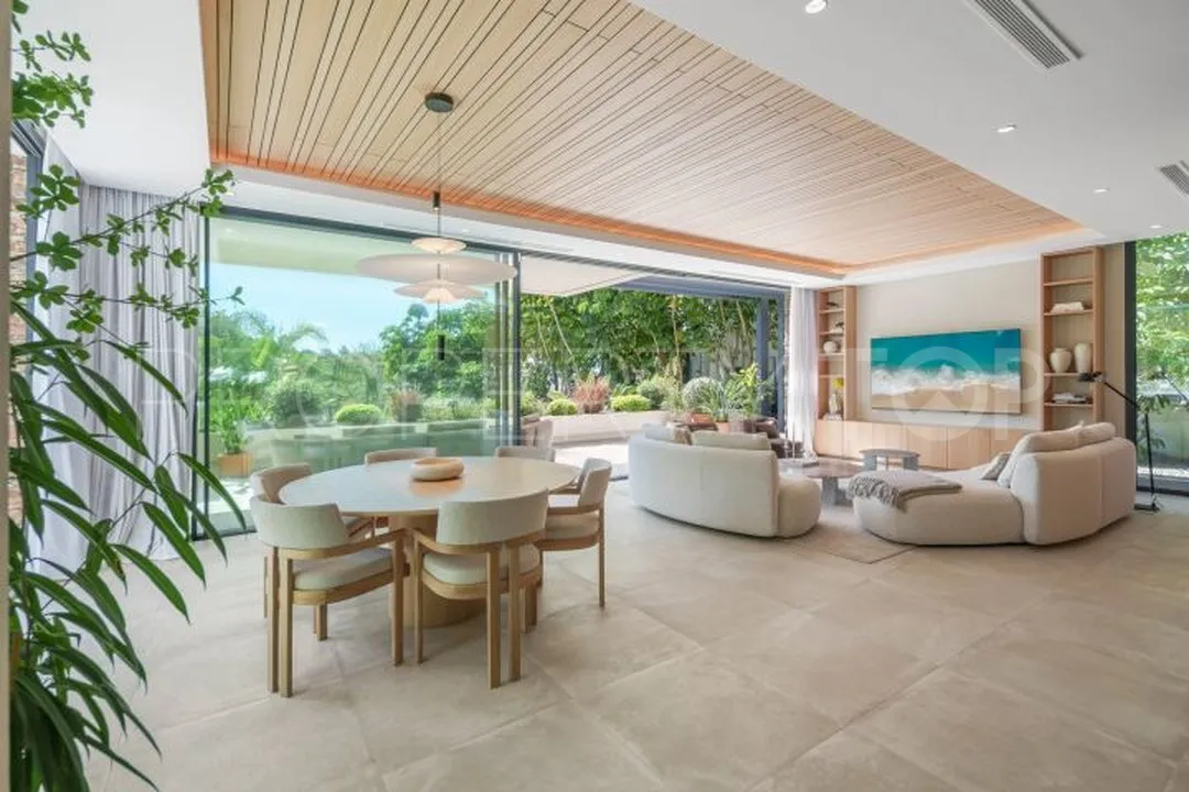 El Campanario, villa en venta con 4 dormitorios