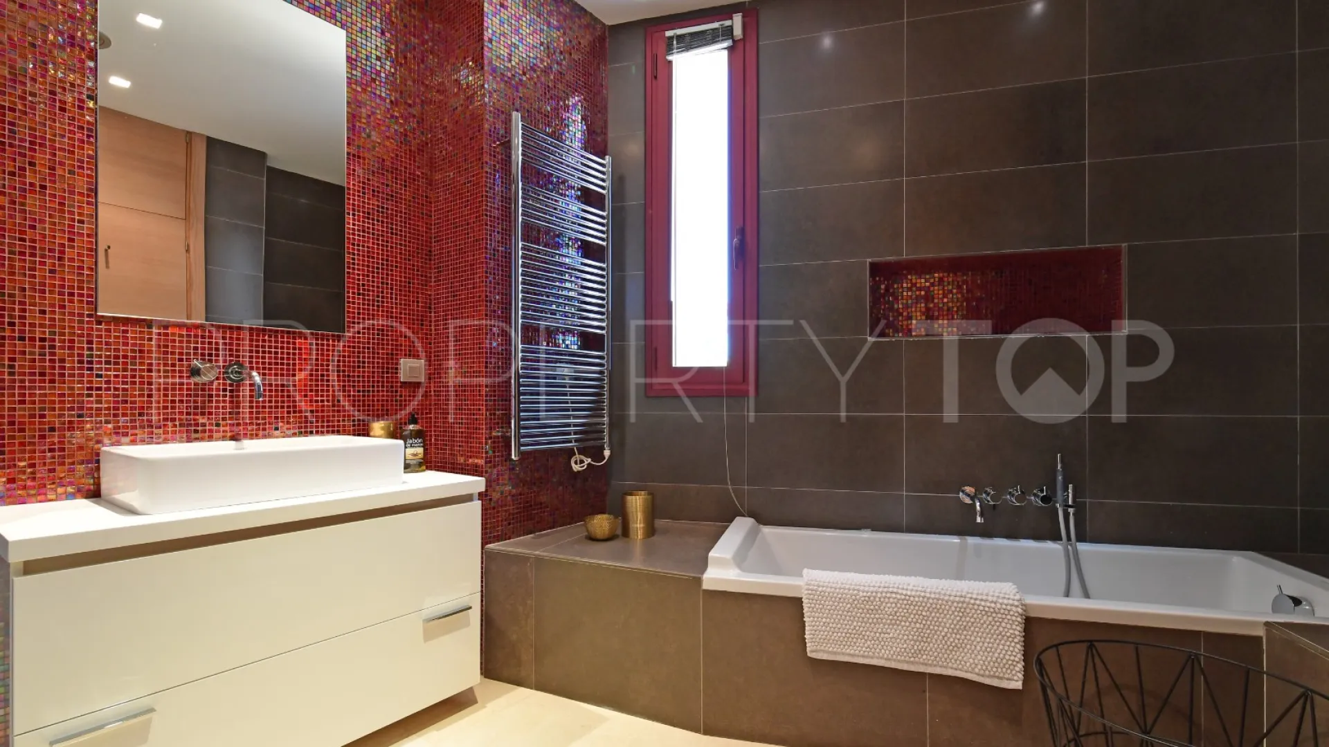 Los Naranjos villa for sale