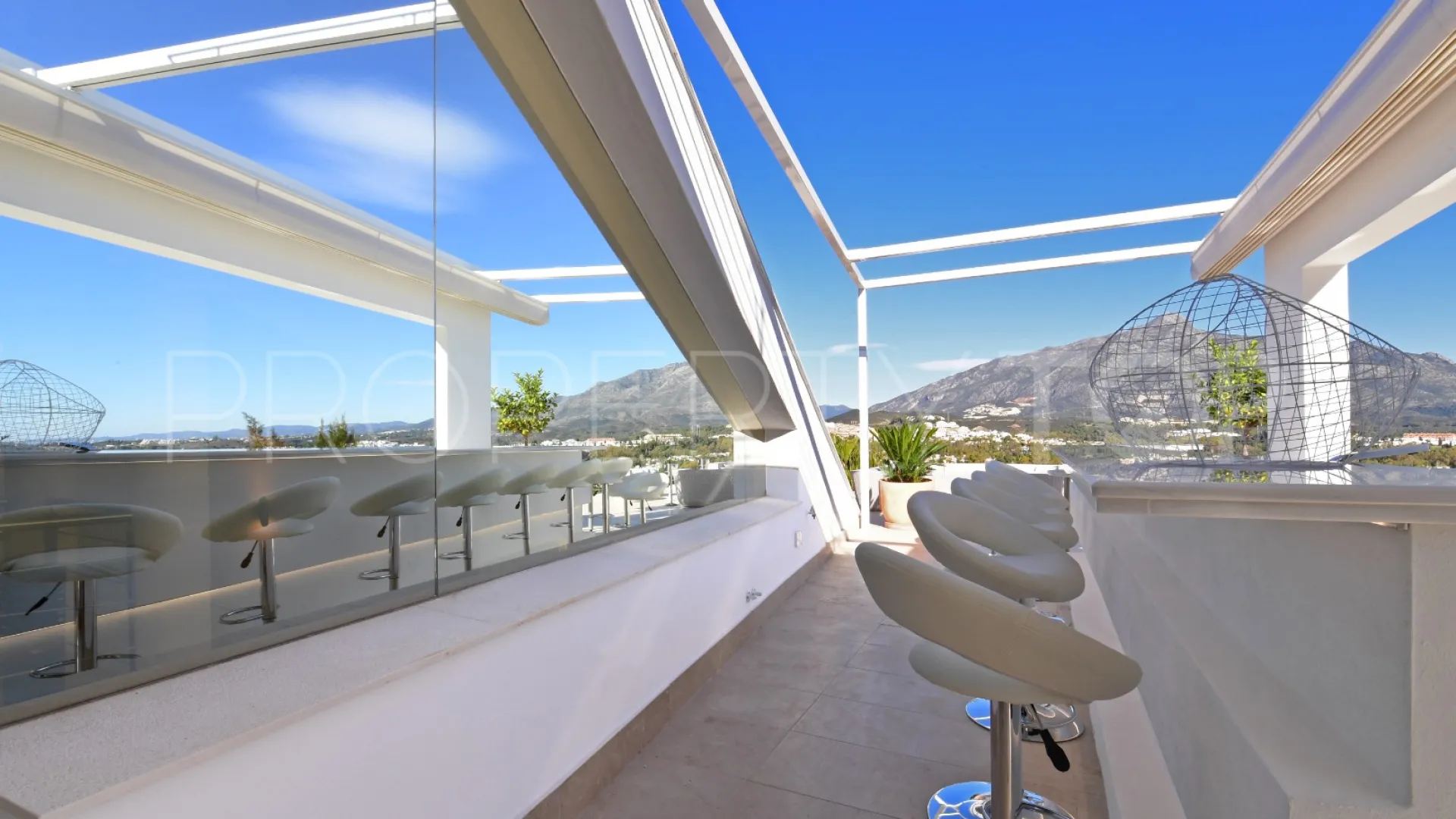 Los Naranjos villa for sale