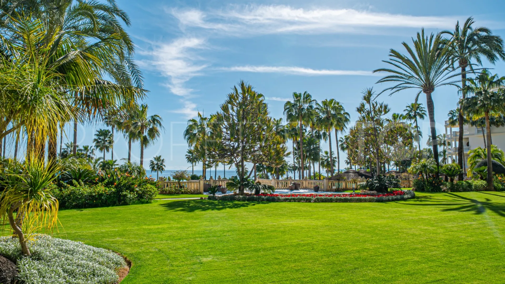 Buy Las Dunas Park apartment with 3 bedrooms
