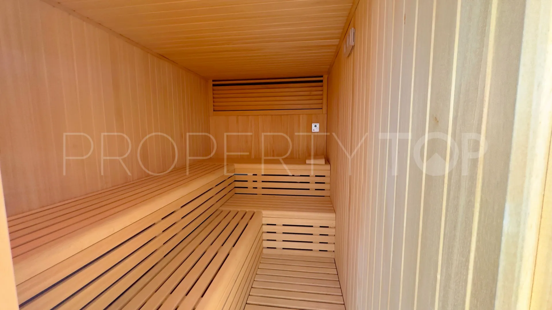 For sale apartment in Los Altos de los Monteros