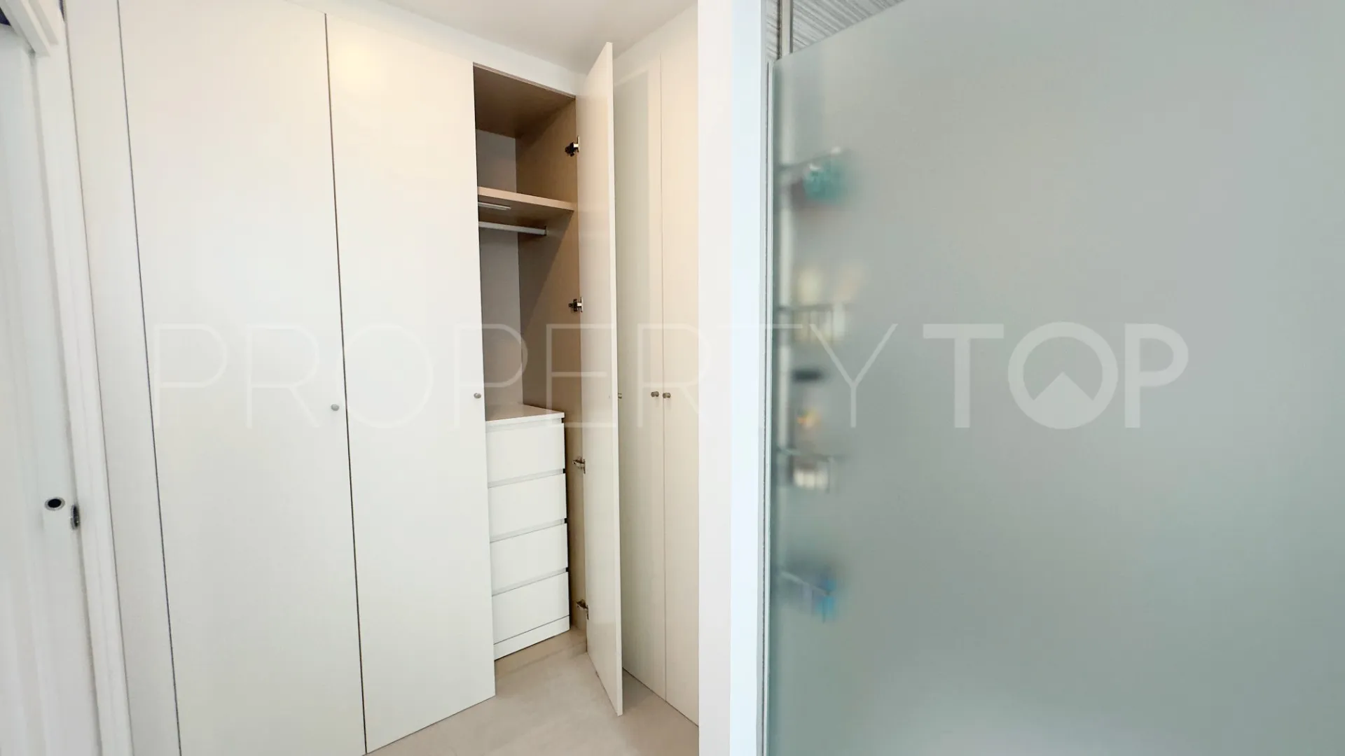 For sale apartment in Los Altos de los Monteros