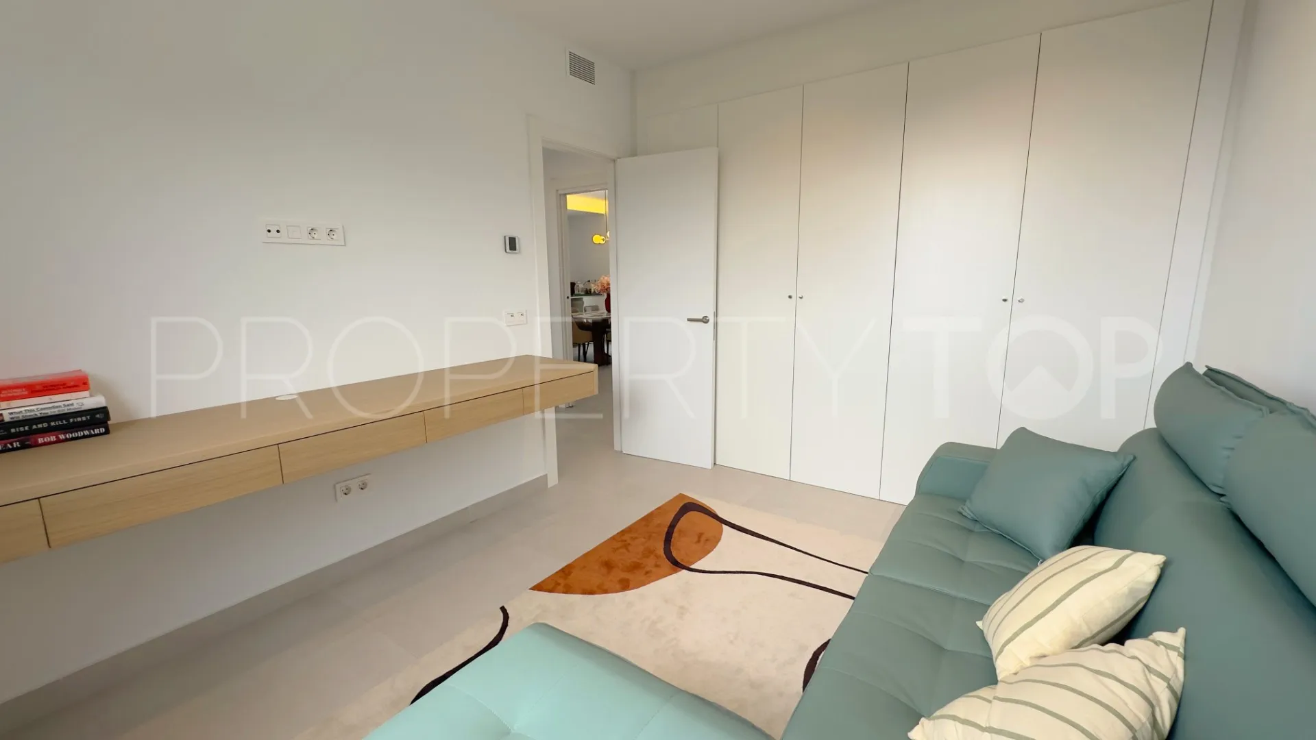 For sale apartment in Los Altos de los Monteros