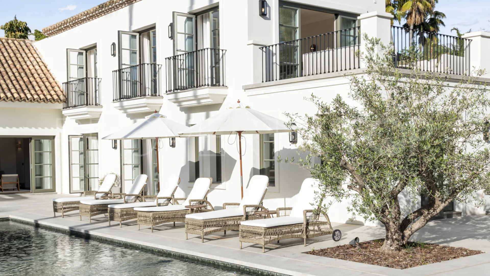 Nueva Andalucia, villa con 6 dormitorios en venta