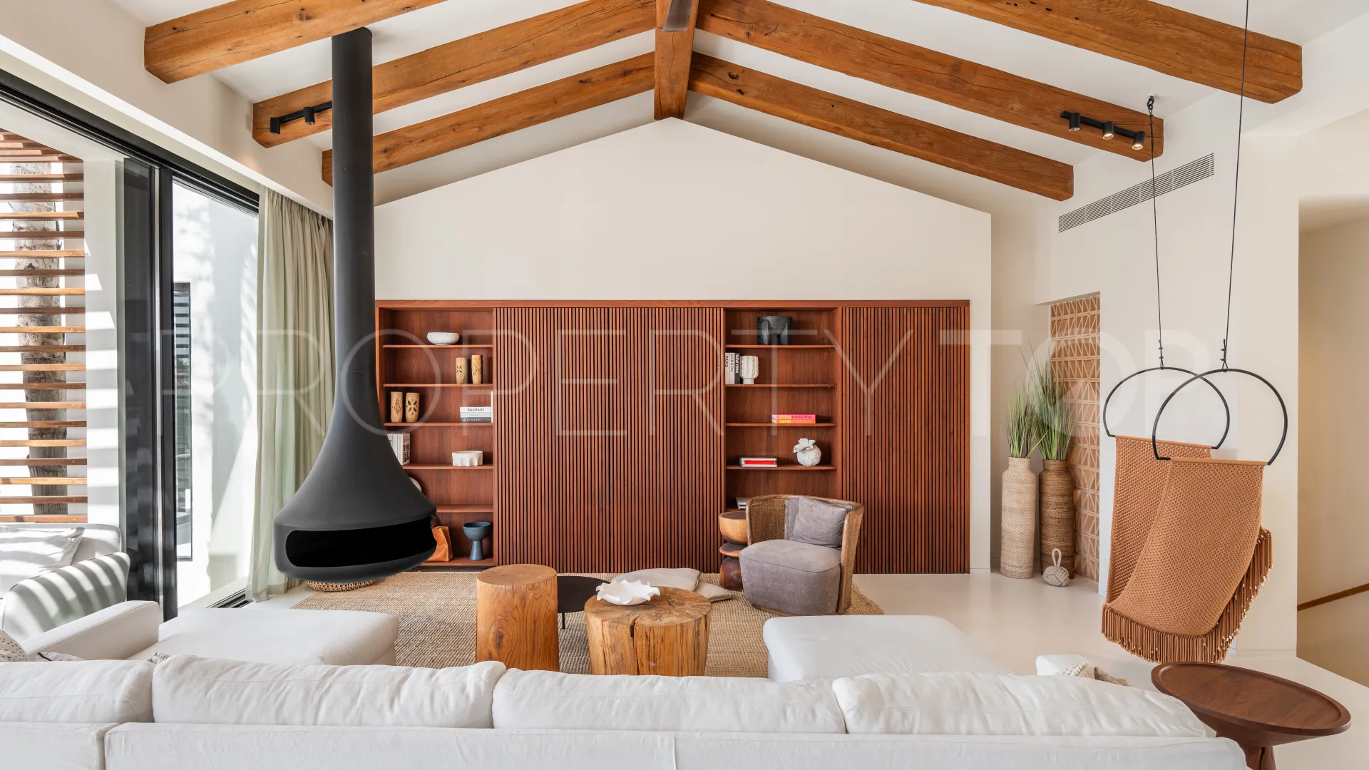 5 bedrooms villa for sale in Los Naranjos Golf