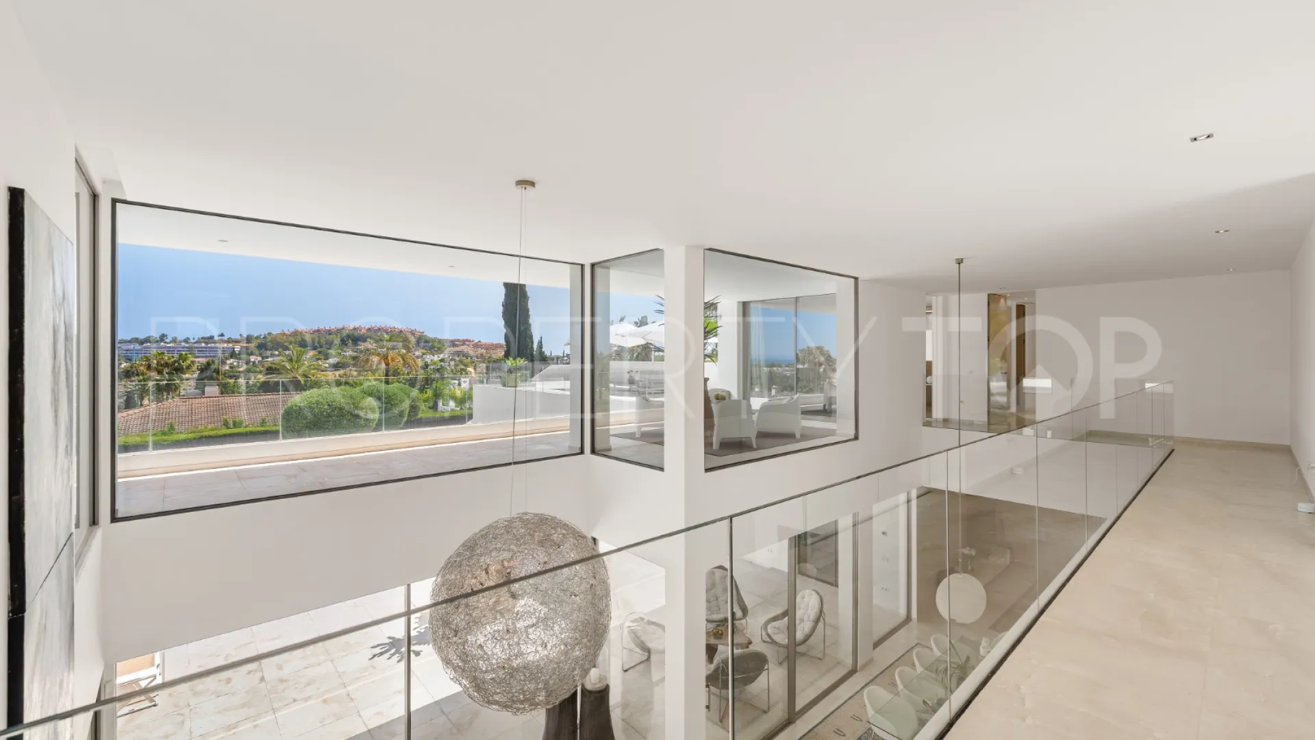 Villa de 7 dormitorios a la venta en La Cerquilla