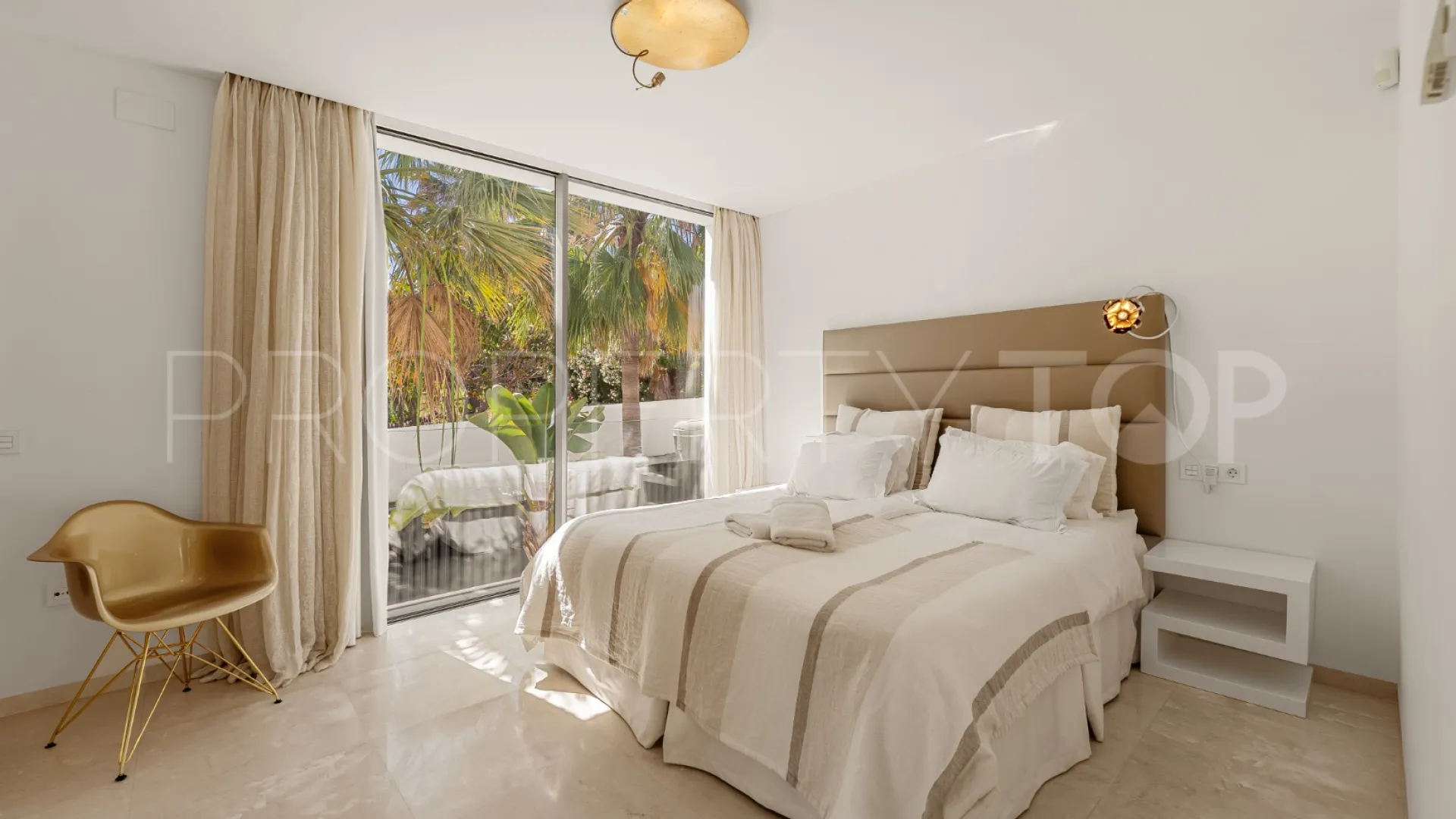 Villa de 7 dormitorios a la venta en La Cerquilla
