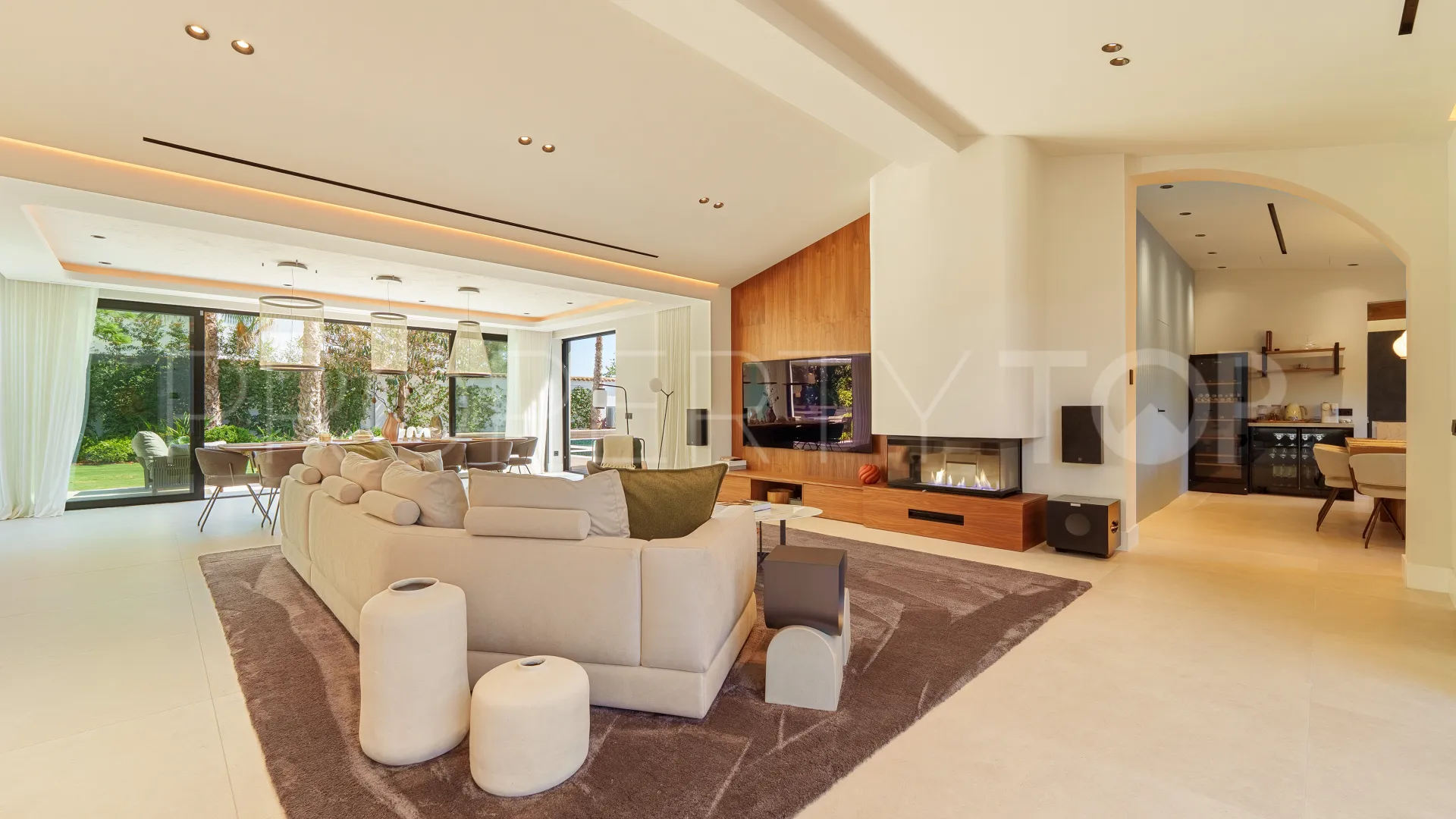 Marbella - Puerto Banus, villa a la venta con 5 dormitorios