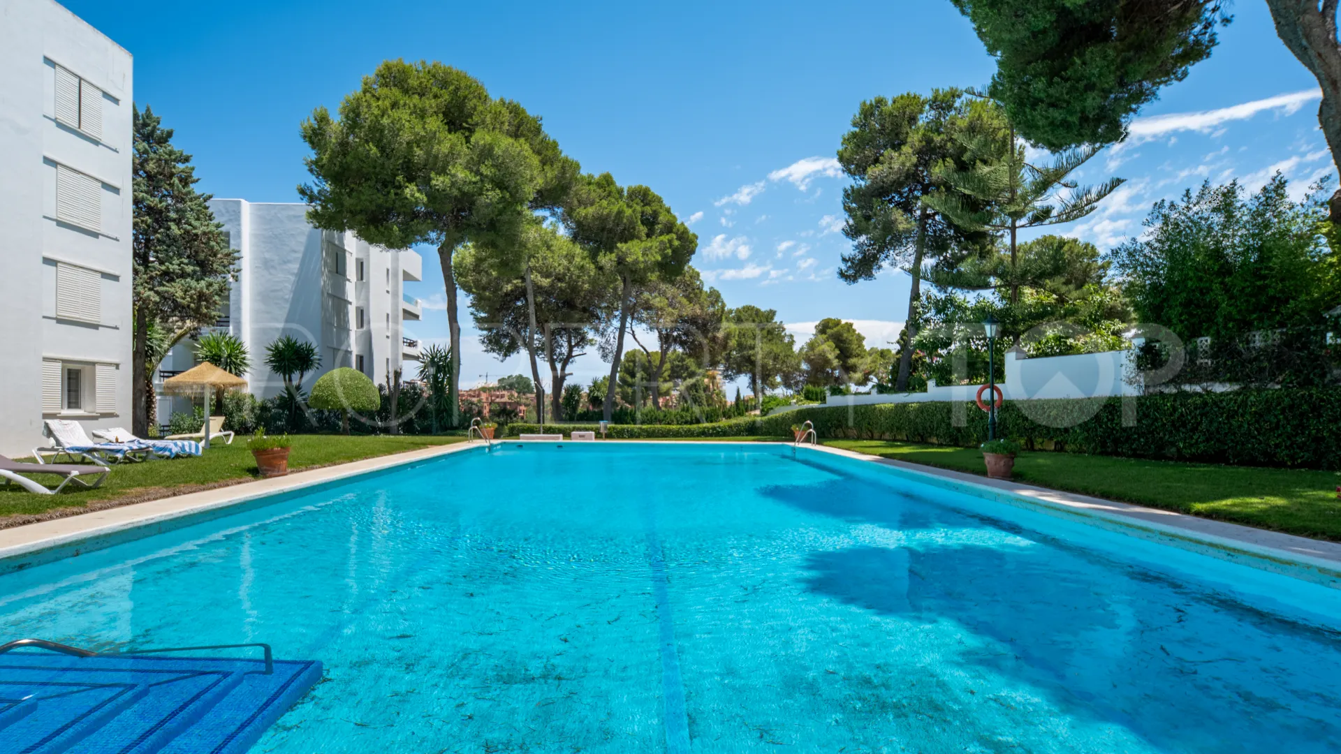 3 bedrooms penthouse for sale in Los Monteros
