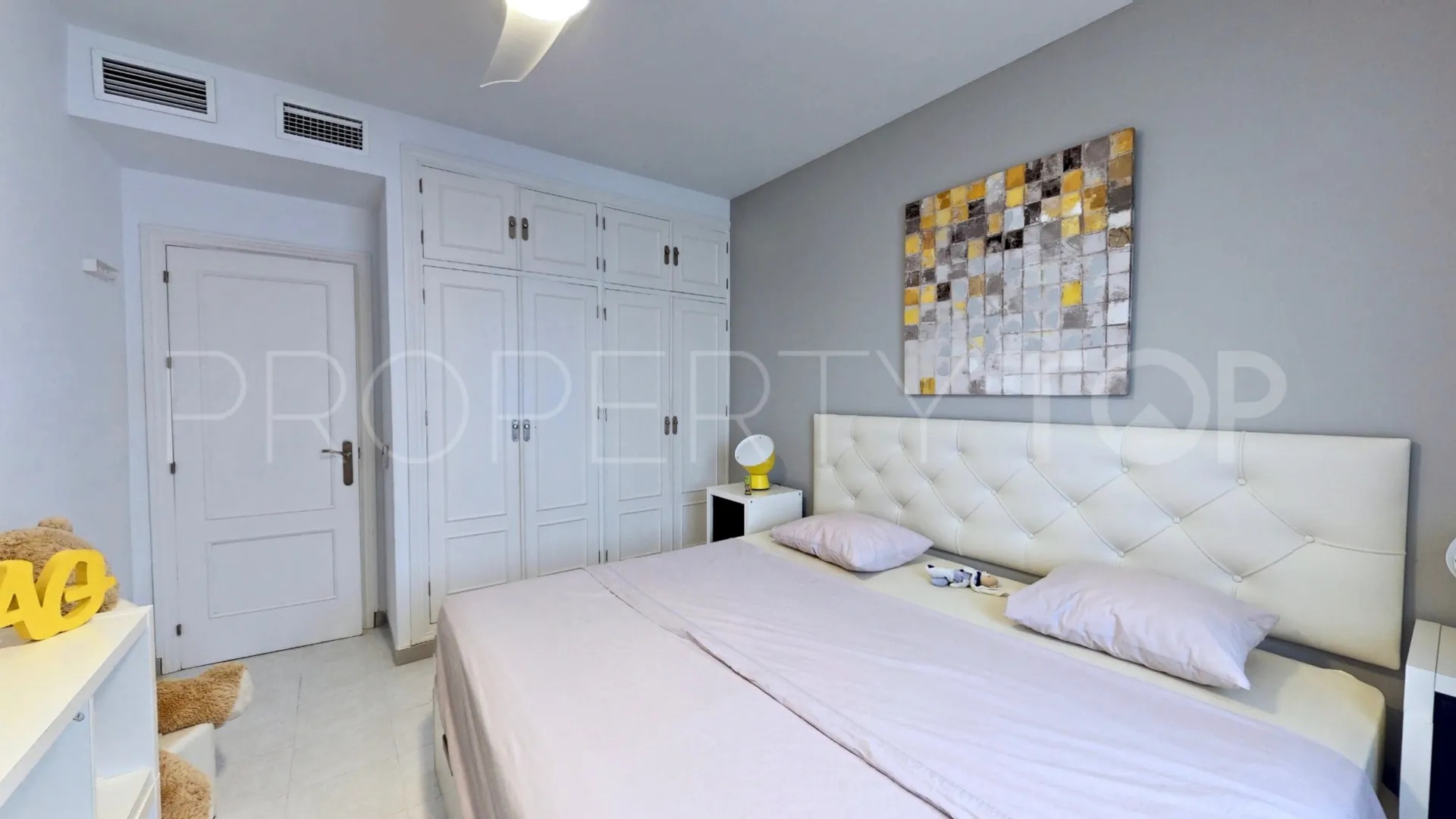 Se vende villa en Nueva Andalucia