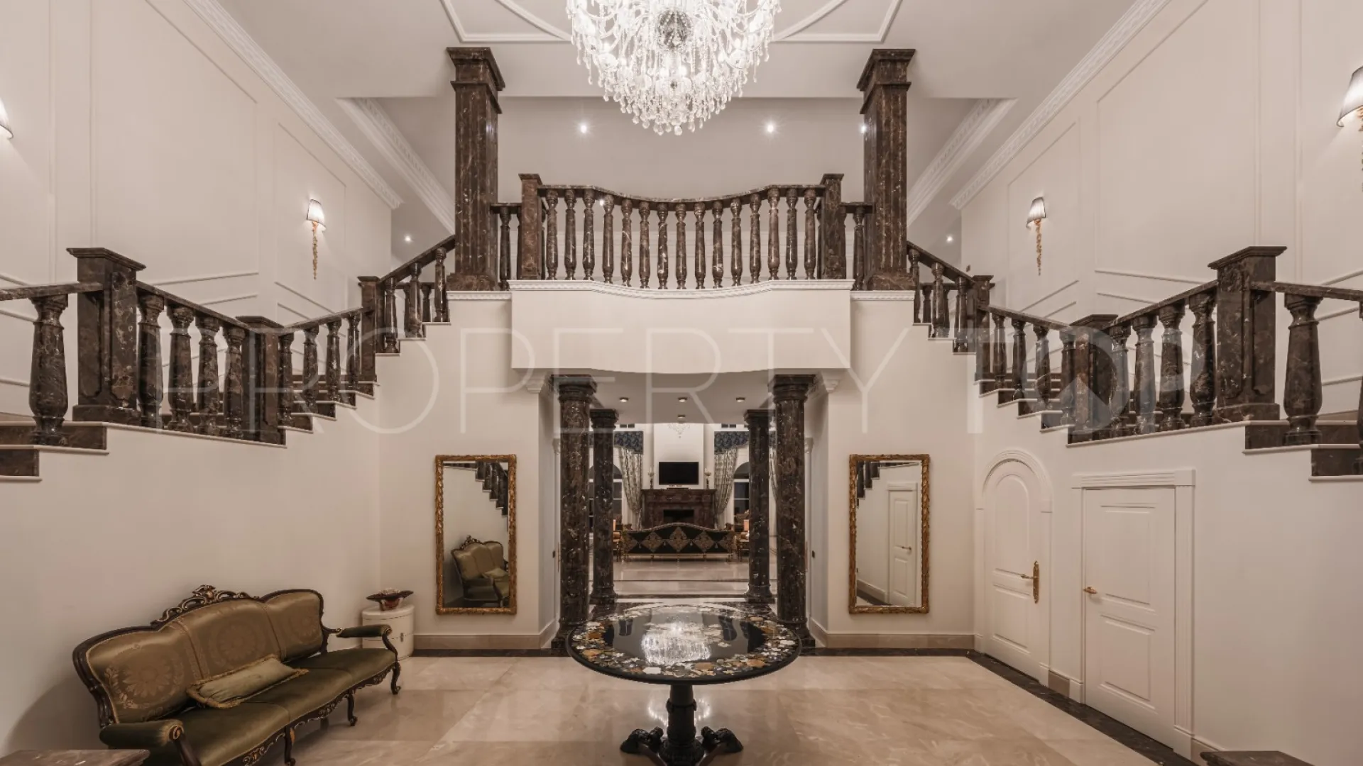 For sale Sierra Blanca 7 bedrooms villa