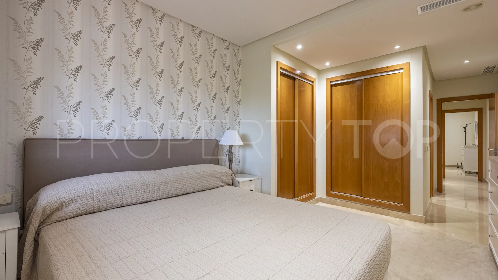 Comprar apartamento en Las Mimosas con 2 dormitorios