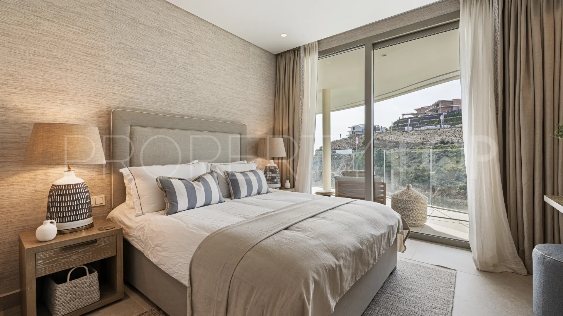 Ground floor apartment for sale in The View Marbella