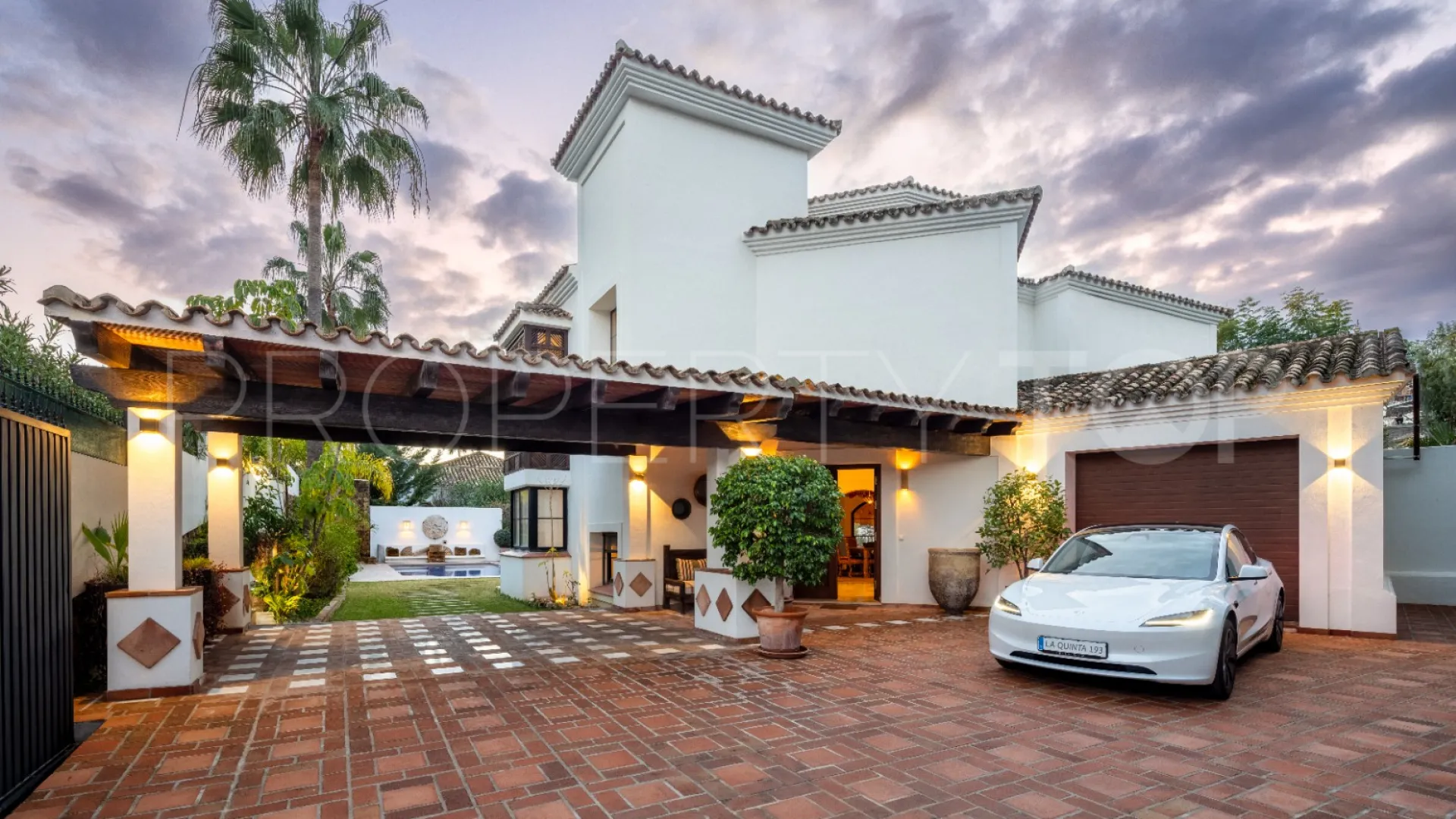 4 bedrooms villa in La Quinta for sale