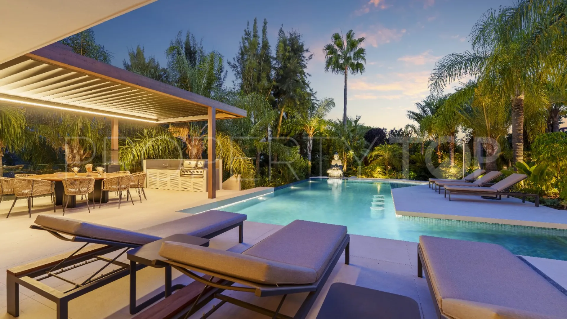 Las Chapas, villa de 5 dormitorios en venta