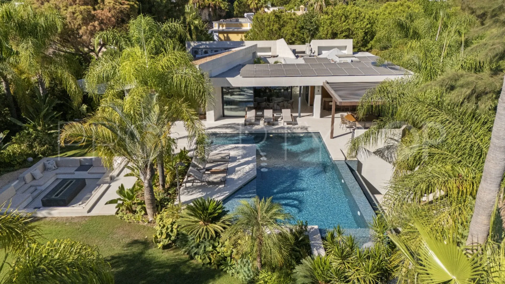 Las Chapas, villa de 5 dormitorios en venta