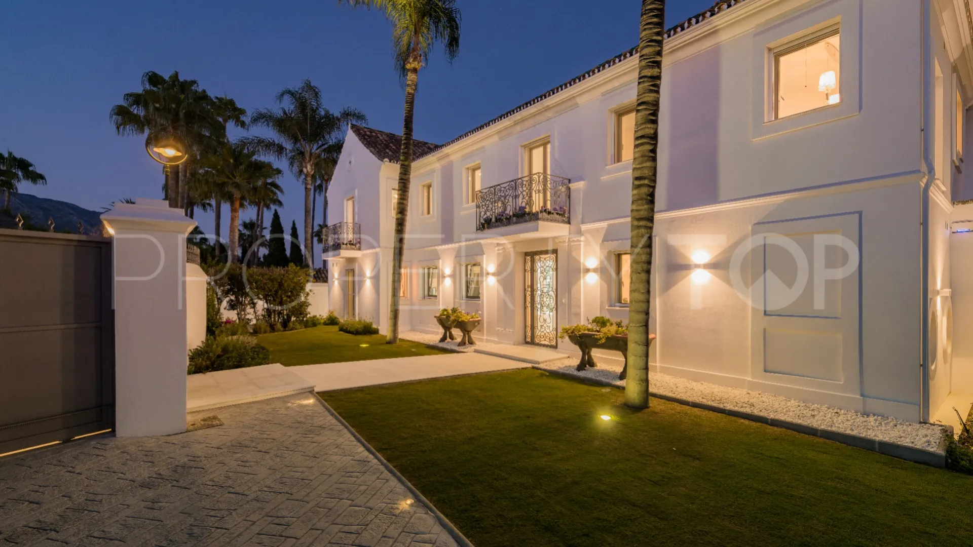 For sale villa in La Cerquilla with 6 bedrooms