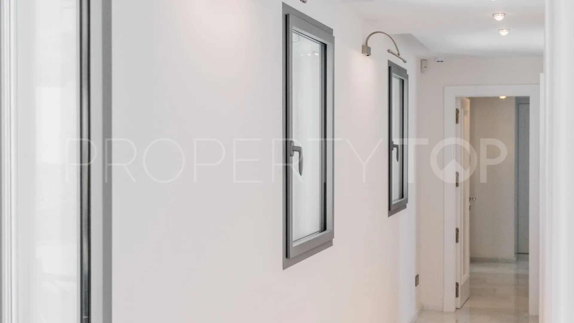 For sale villa in La Cerquilla with 6 bedrooms